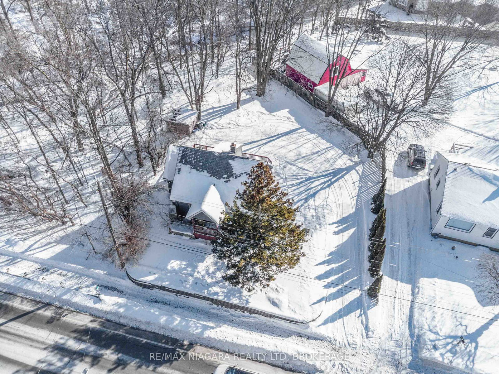 1459 Niagara Stone Road - Photo 43