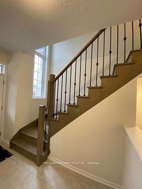 23 Steven Dr, Thorold, L3B 0G4 | Image 3