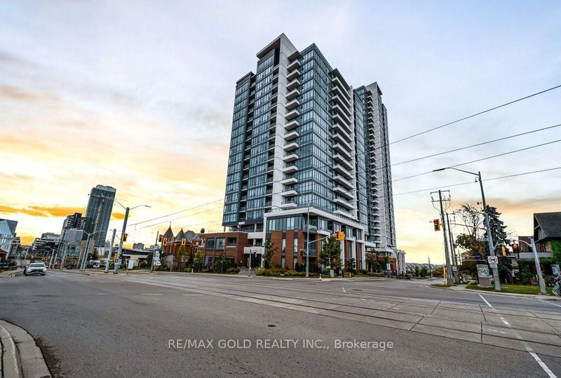 home for sale on 1405-5 Wellington Street