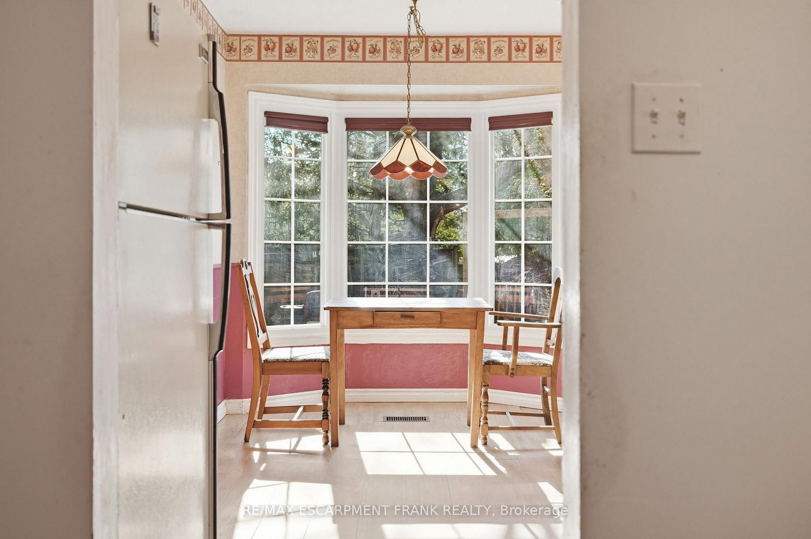 Detached House for sale at 471 KNIGHTSBRIDGE Crescent, Hamilton, Ontario, L9G 3S4 - Ancaster - MLS: X12998400