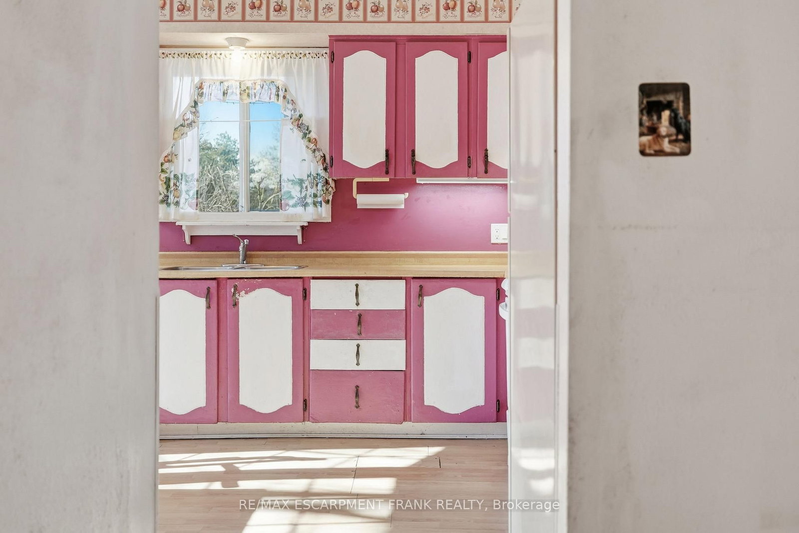 Detached House for sale at 471 KNIGHTSBRIDGE Crescent, Hamilton, Ontario, L9G 3S4 - Ancaster - MLS: X12998400