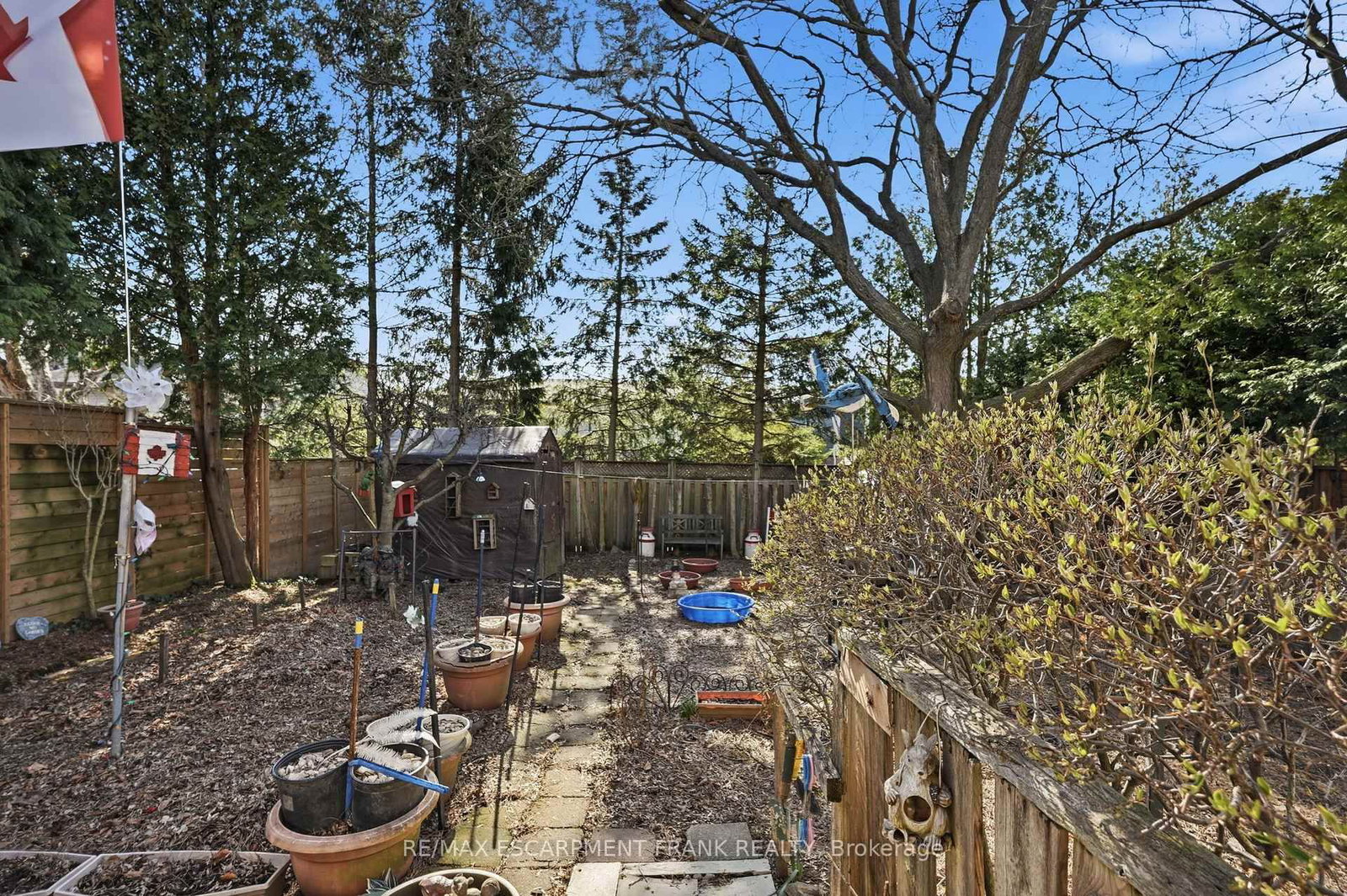 Detached House for sale at 471 KNIGHTSBRIDGE Crescent, Hamilton, Ontario, L9G 3S4 - Ancaster - MLS: X12998400