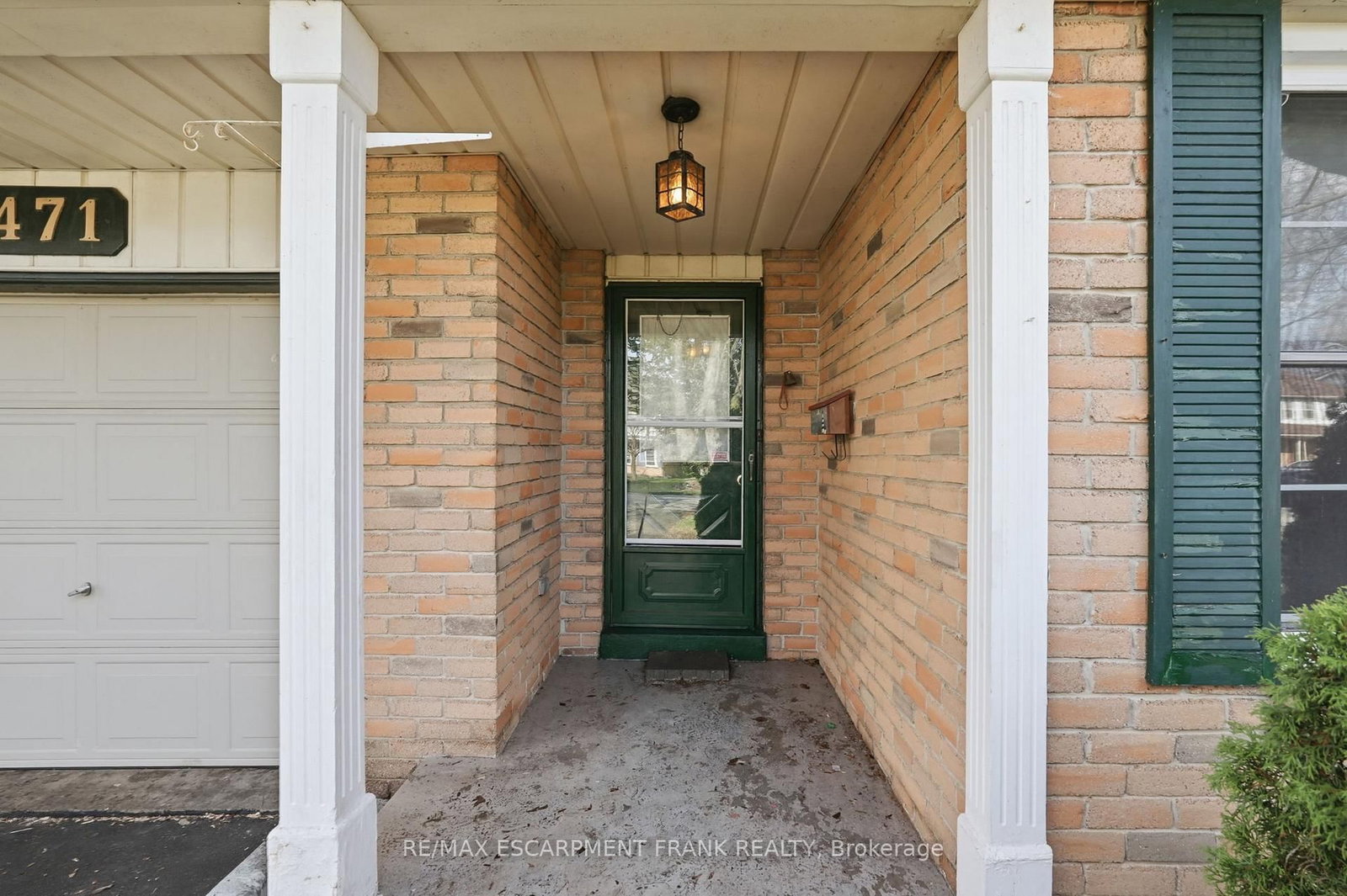 Detached House for sale at 471 KNIGHTSBRIDGE Crescent, Hamilton, Ontario, L9G 3S4 - Ancaster - MLS: X12998400