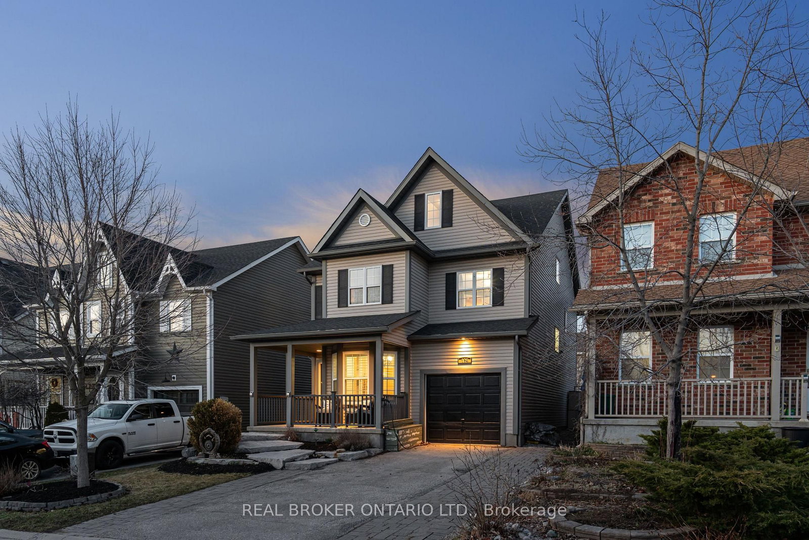 124 Ridge Top Crescent - Photo 2