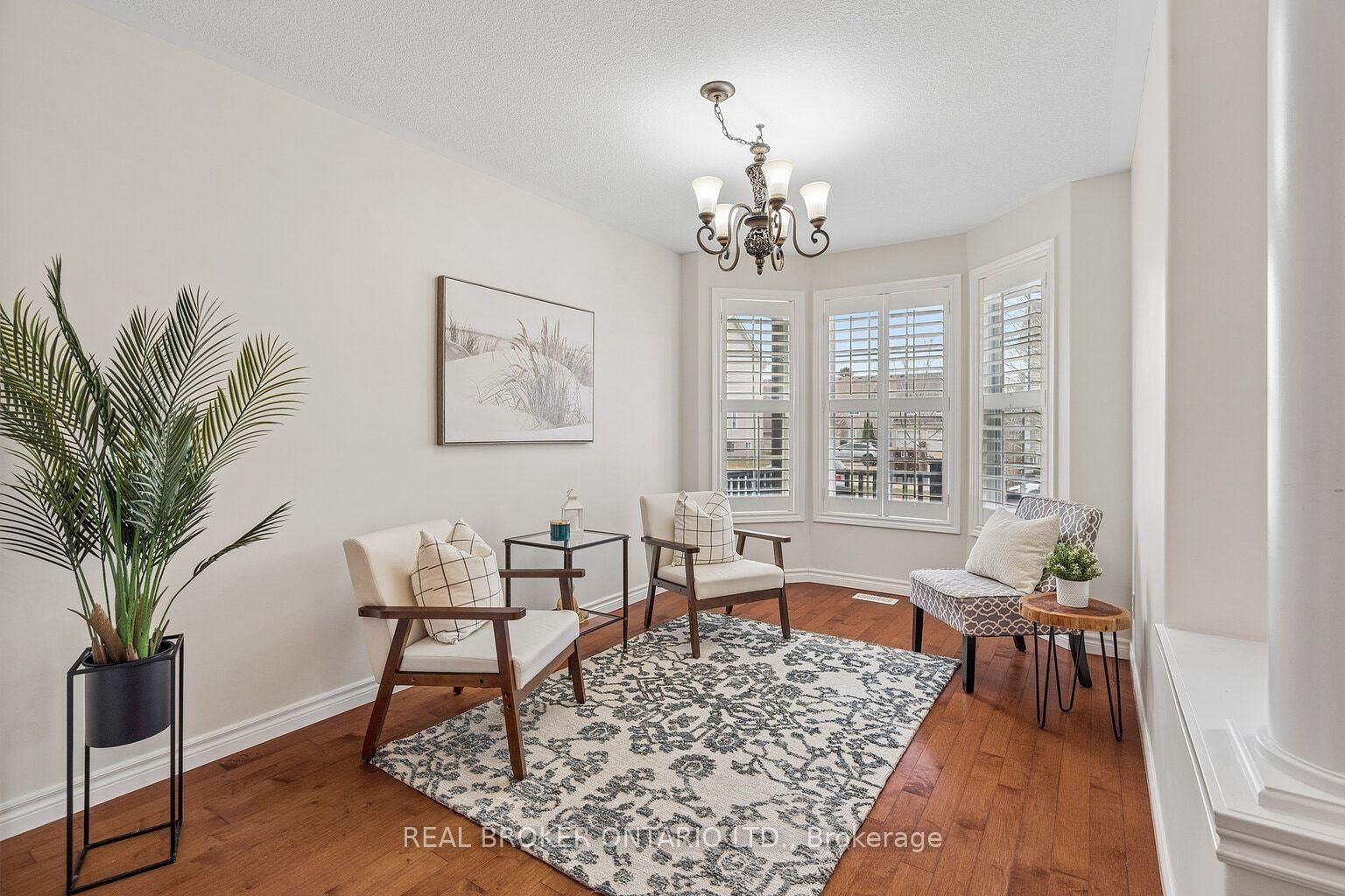 124 Ridge Top Crescent - Photo 8