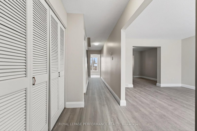 57 - 2300 Ogilvie Rd, Ottawa, K1J 7X8 | Image 3