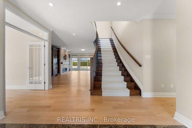 5813 Red Castle Rdge, Ottawa, K4M 0A4 | Image 3