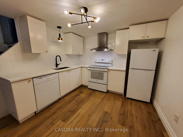 Lower - 46 Head Street