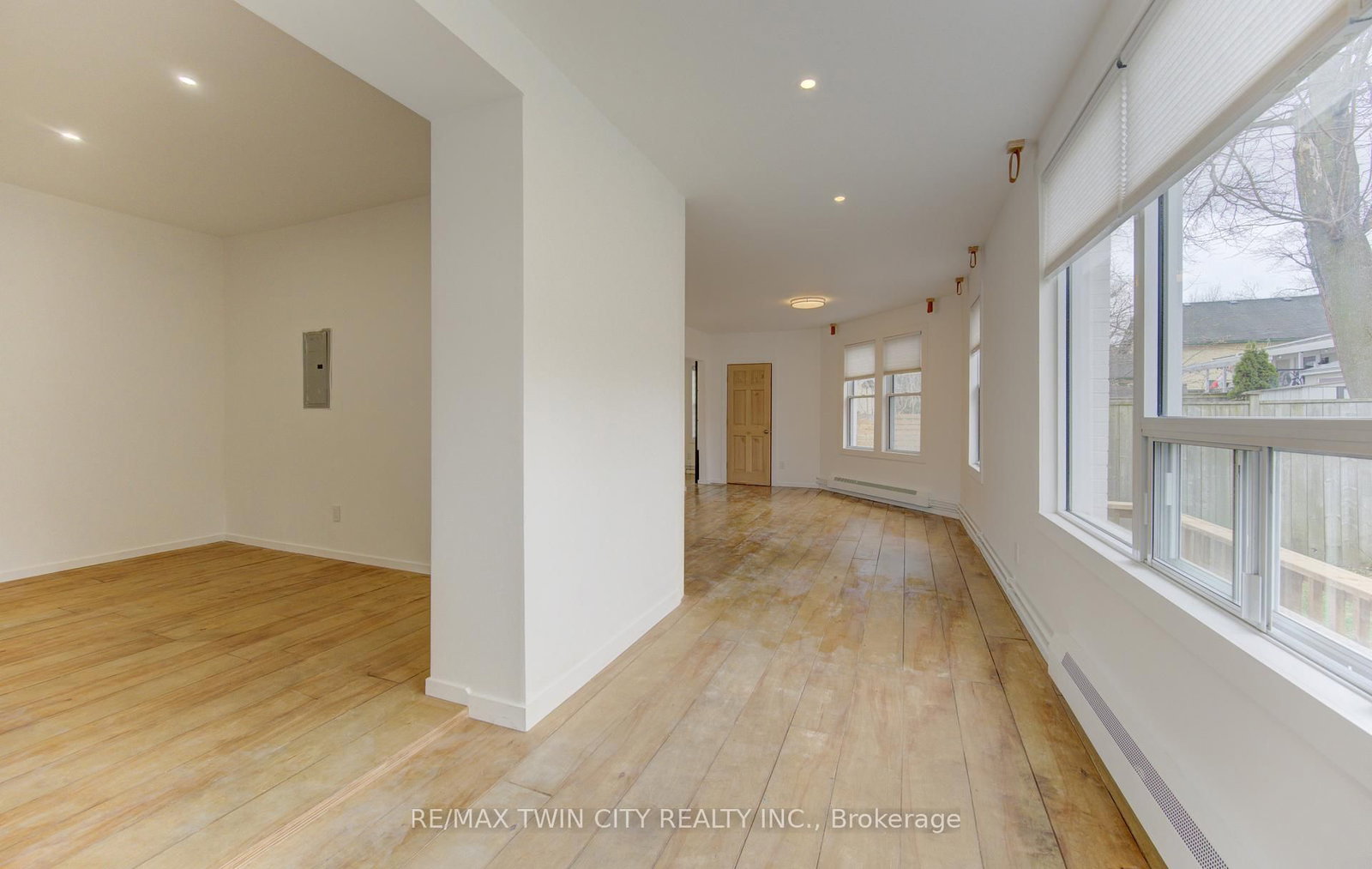 67 Louisa Street W - Photo 13