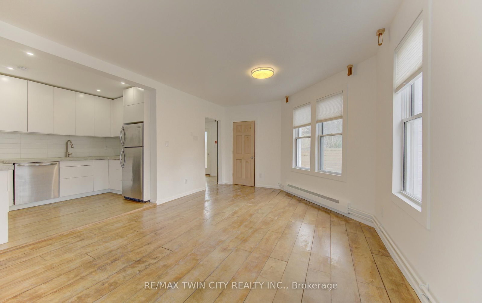 67 Louisa Street W - Photo 14