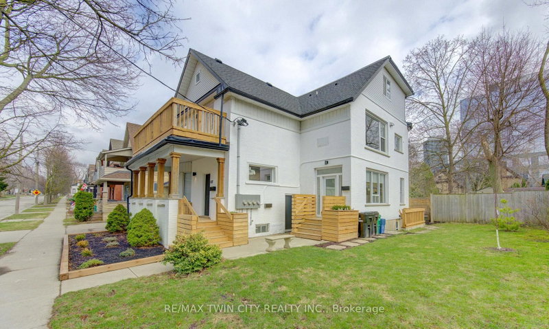67 Louisa Street W