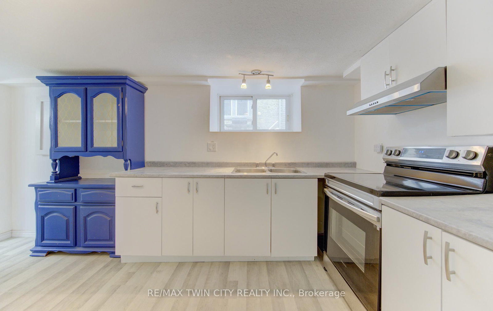 67 Louisa Street W - Photo 28