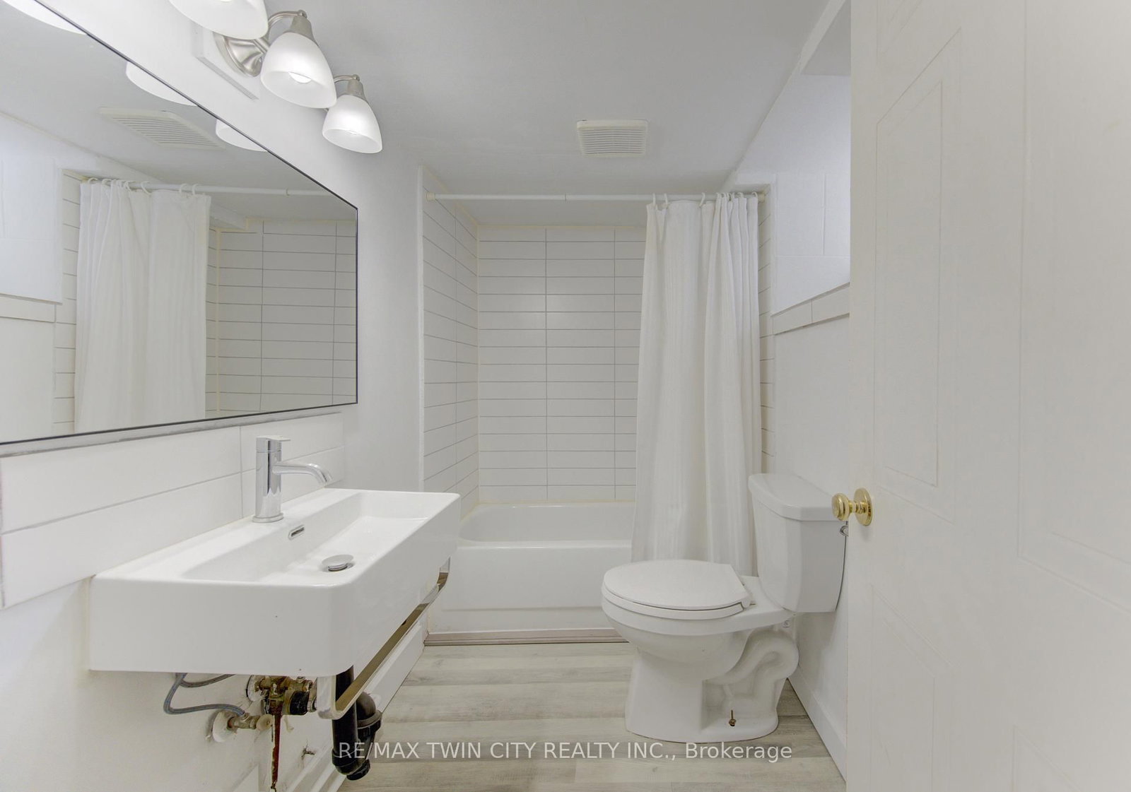 67 Louisa Street W - Photo 29