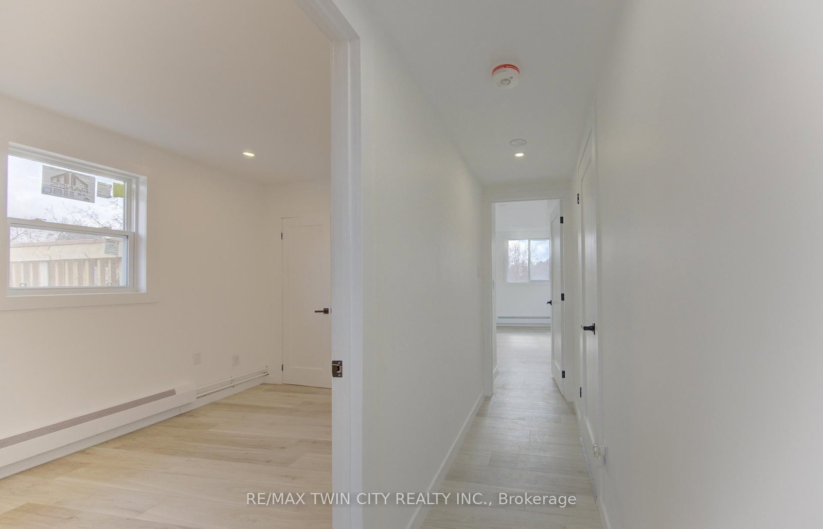 67 Louisa Street W - Photo 35