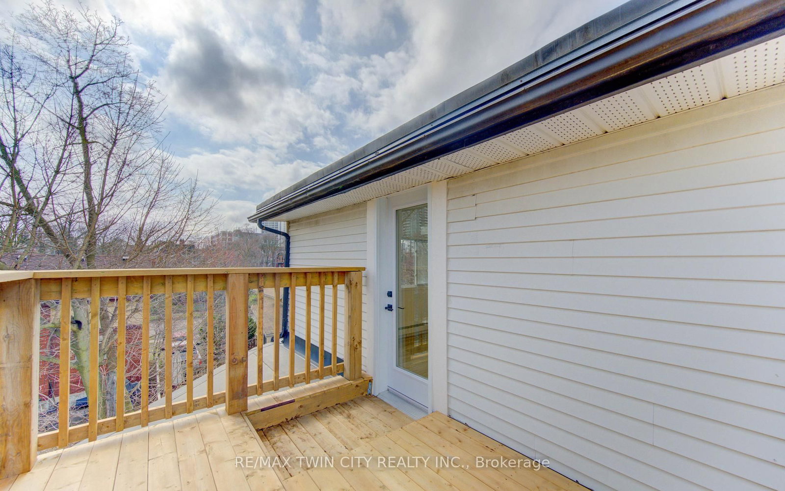 67 Louisa Street W - Photo 38