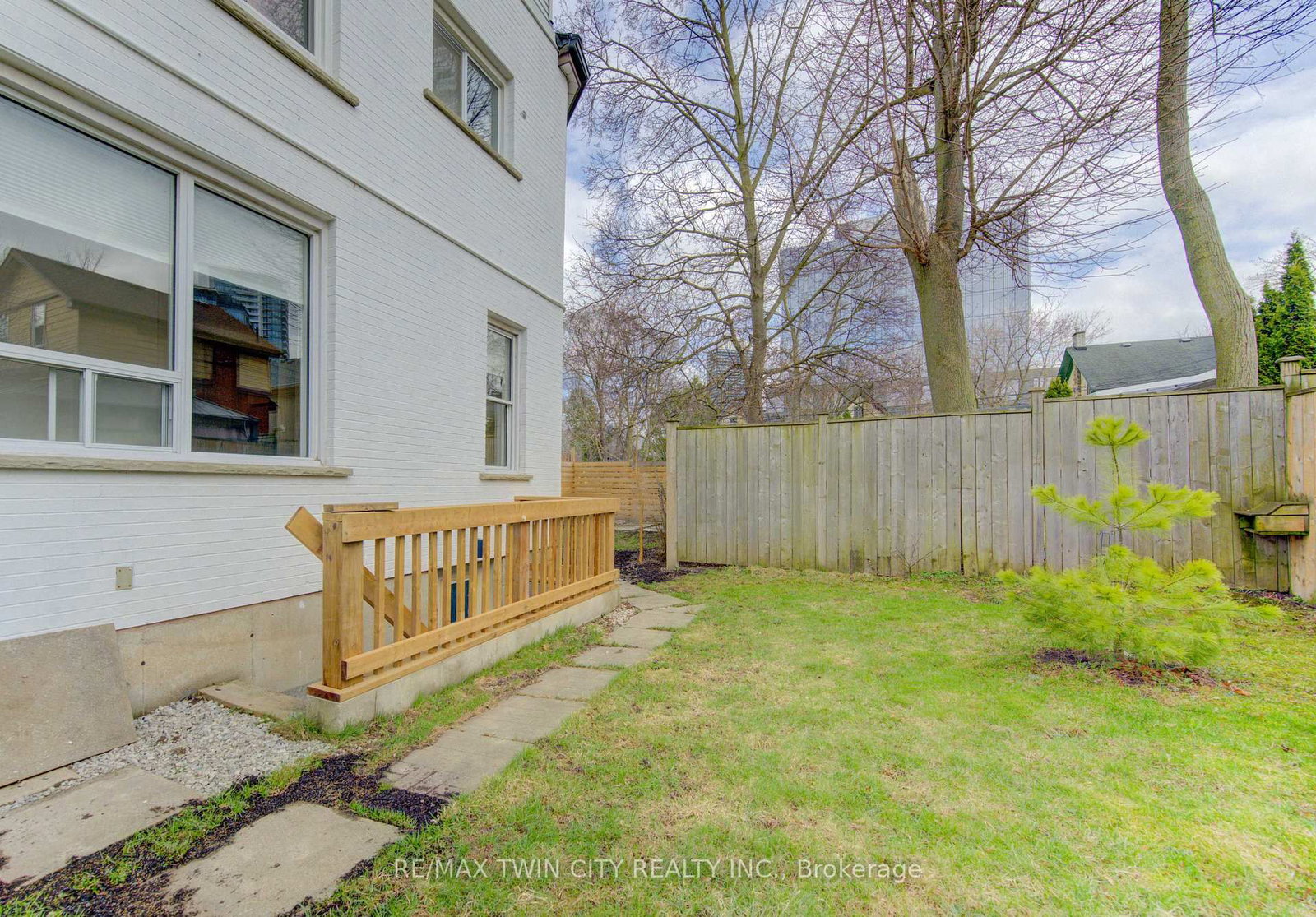 67 Louisa Street W - Photo 41