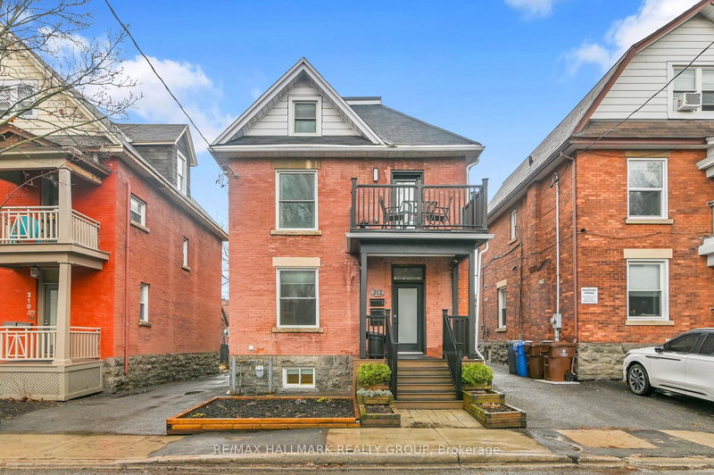 212 Flora St, Ottawa, Ontario
