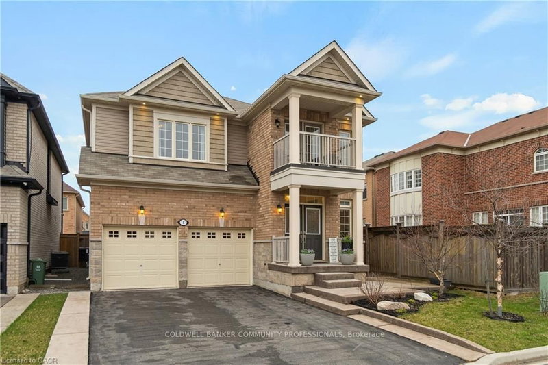 4 Macbean Cres, Hamilton, L8B 0S5 | Image 2