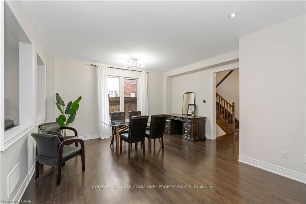 4 Macbean Crescent - Photo 8