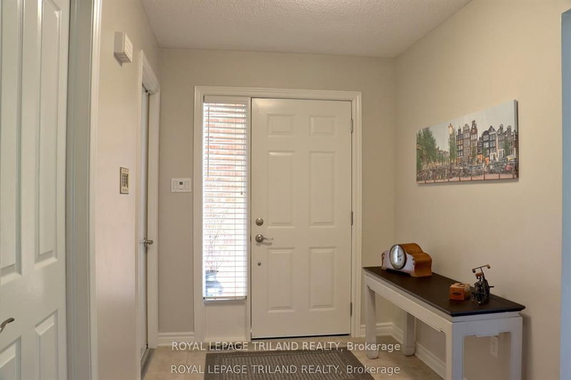 1 - 70 Sunnyside Dr, London North, N5X 3W4 | Image 3
