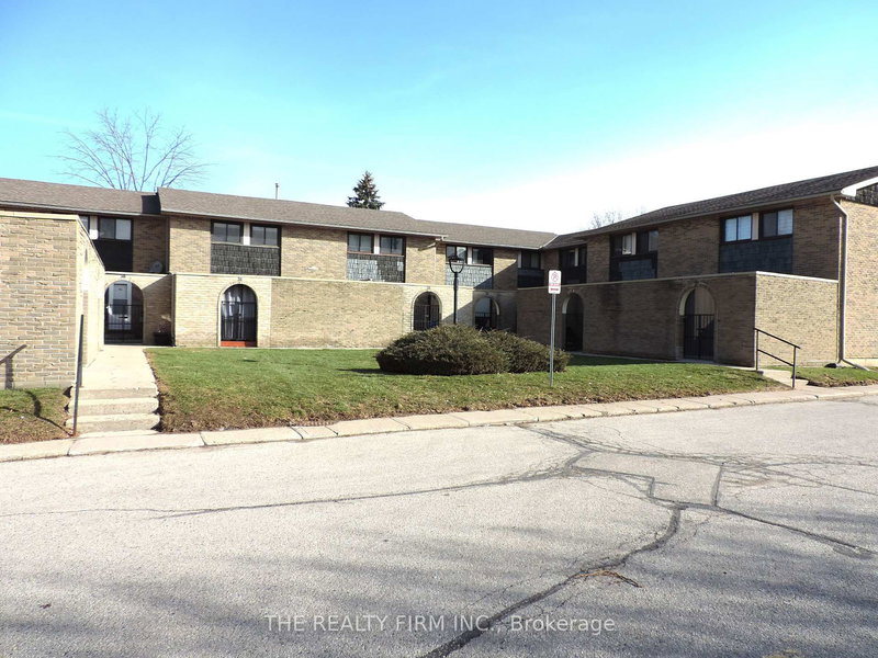 home for sale on 33-474 Southdale Road E