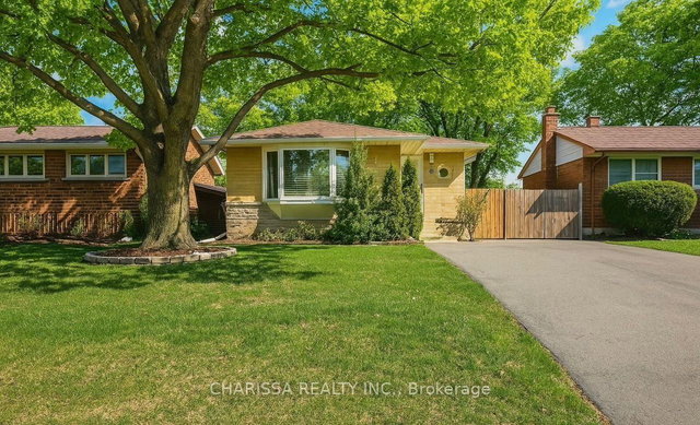 Lower - 37 KINGSLEA Drive