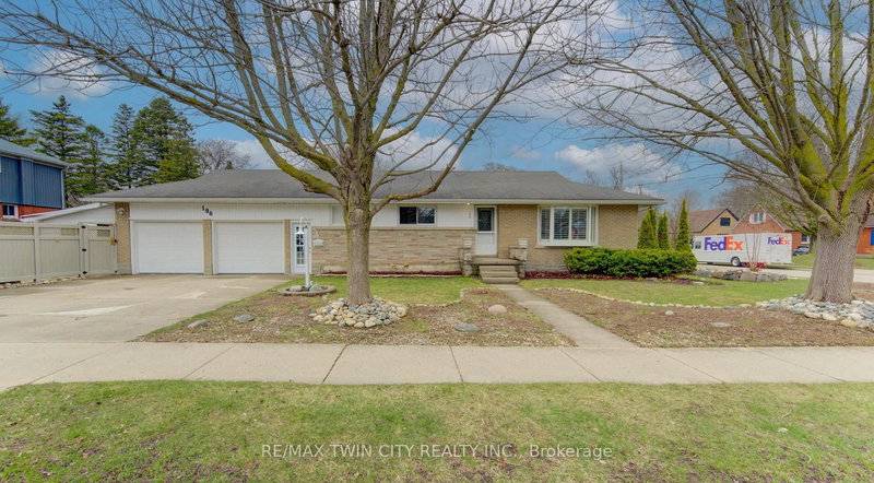 196 Lourdes St, Waterloo, Ontario