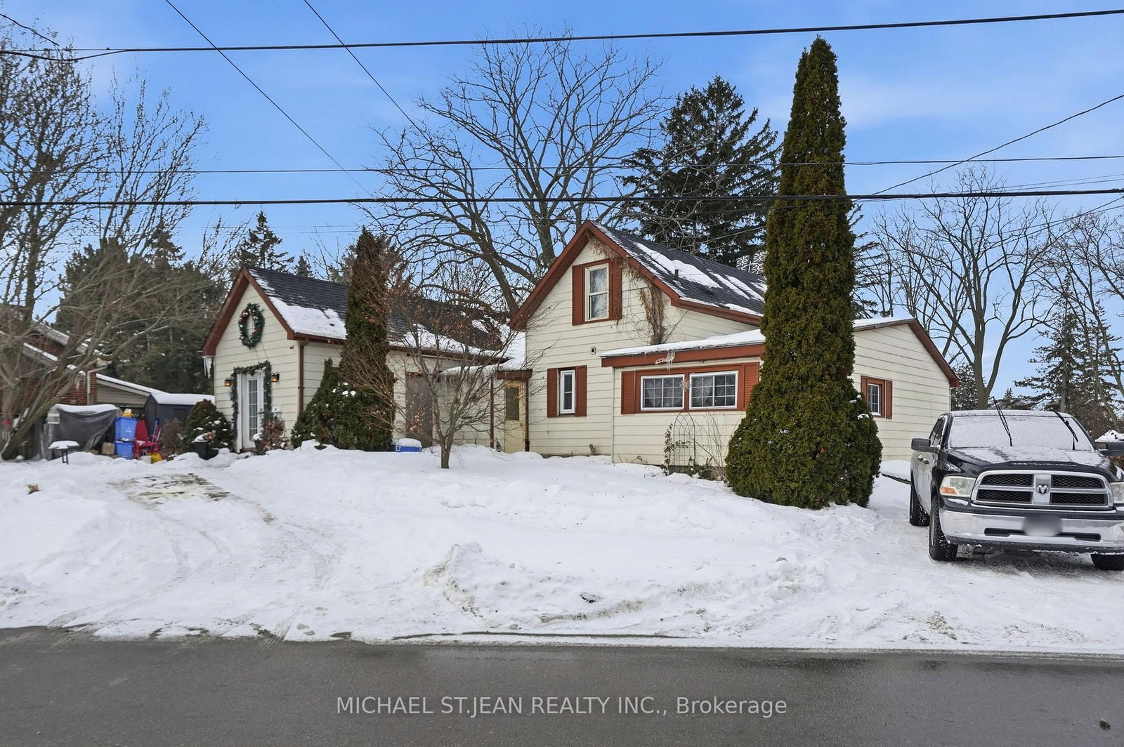 51 Mountain Avenue N - Photo 2