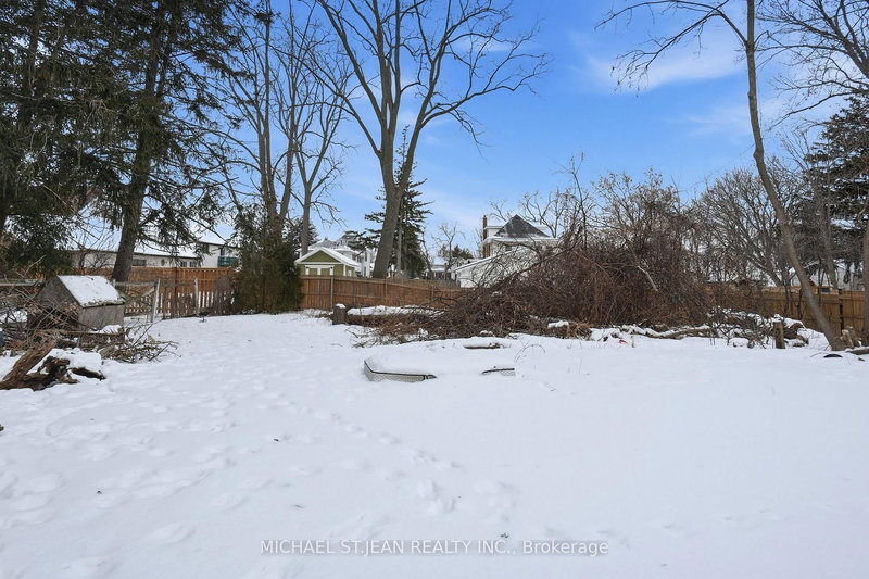 51 Mountain Ave N, Hamilton, L8G 3N6 | Image 3