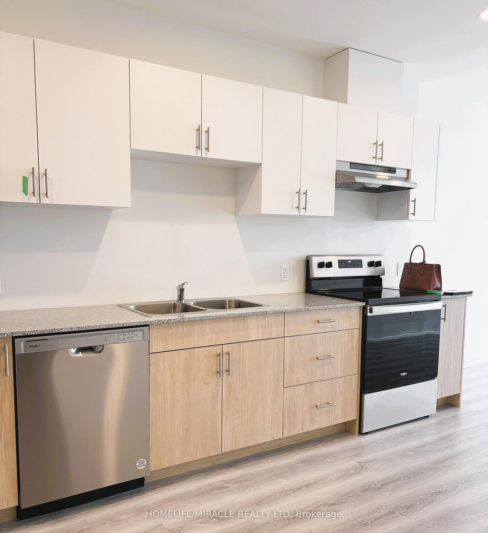 191 Elmira Road S, Unit 616 - Photo 3