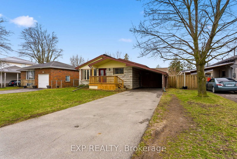10 Plaza Sq, Belleville, K8N 4J3 | Image 2