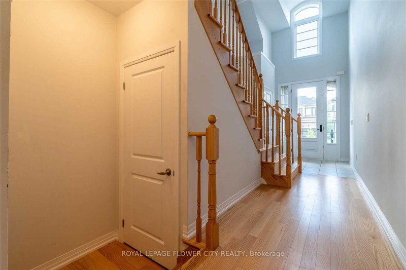 522 Thompson St, Woodstock, N4S 7W2 | Image 3