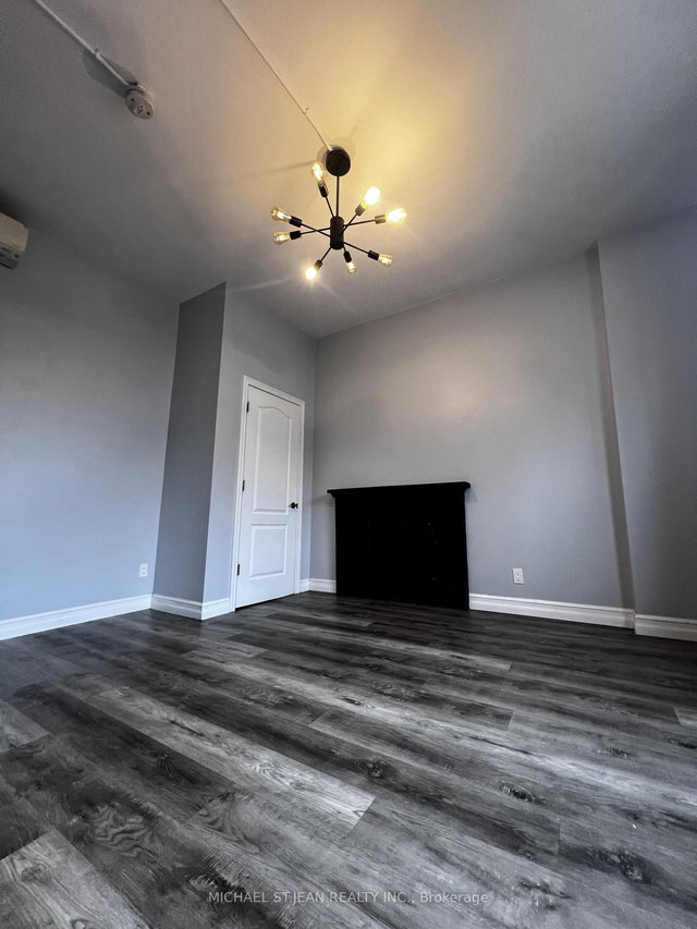 1 - 295 James Street N