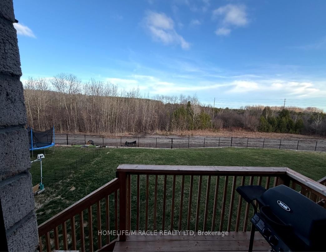 464 Trevor Street - Photo 8