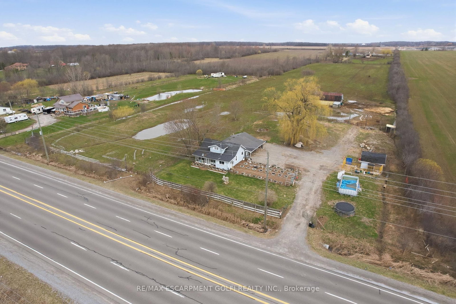 2538 GARRISON Road • Fort Erie, ON photo 3