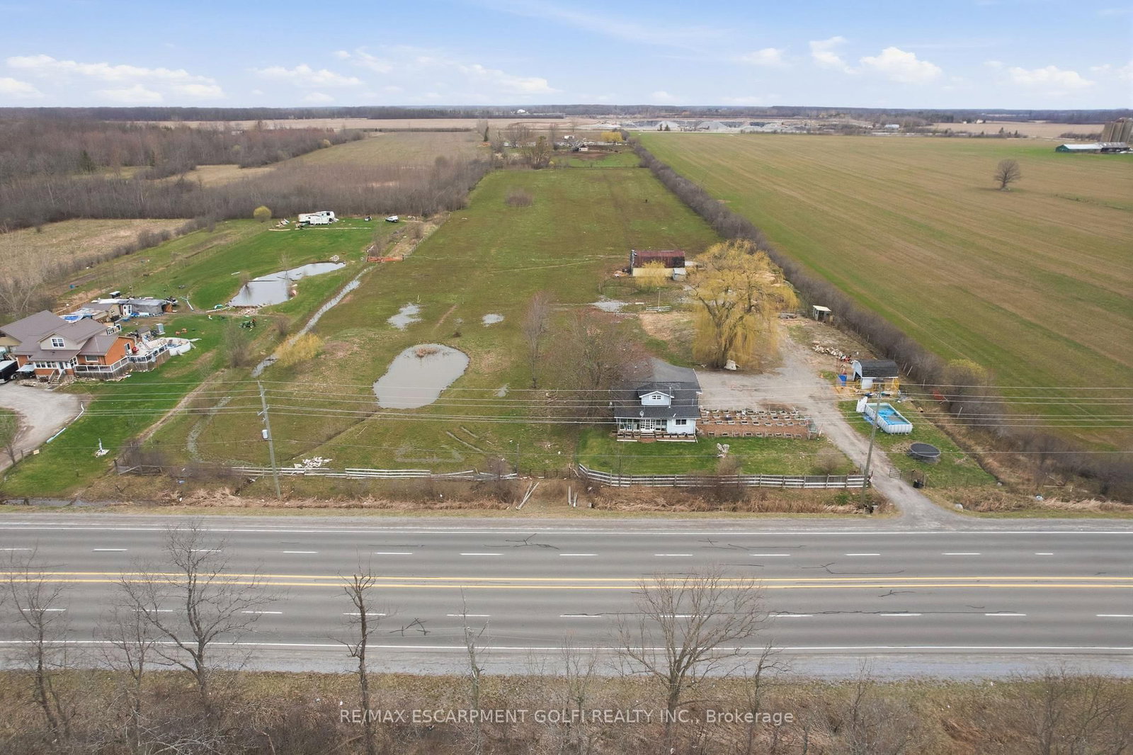 2538 GARRISON Road • Fort Erie, ON photo 4