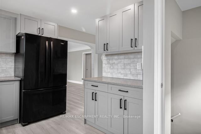 116 Irene Ave, Hamilton, L8G 2B5 | Image 3