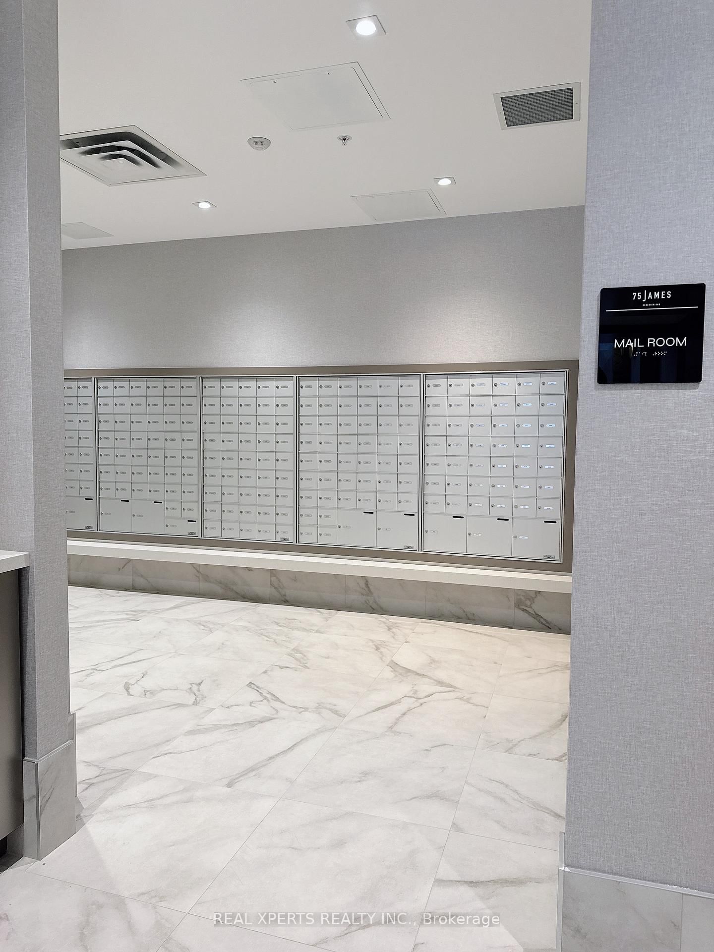 75 James Street S, Unit 525 - Photo 9