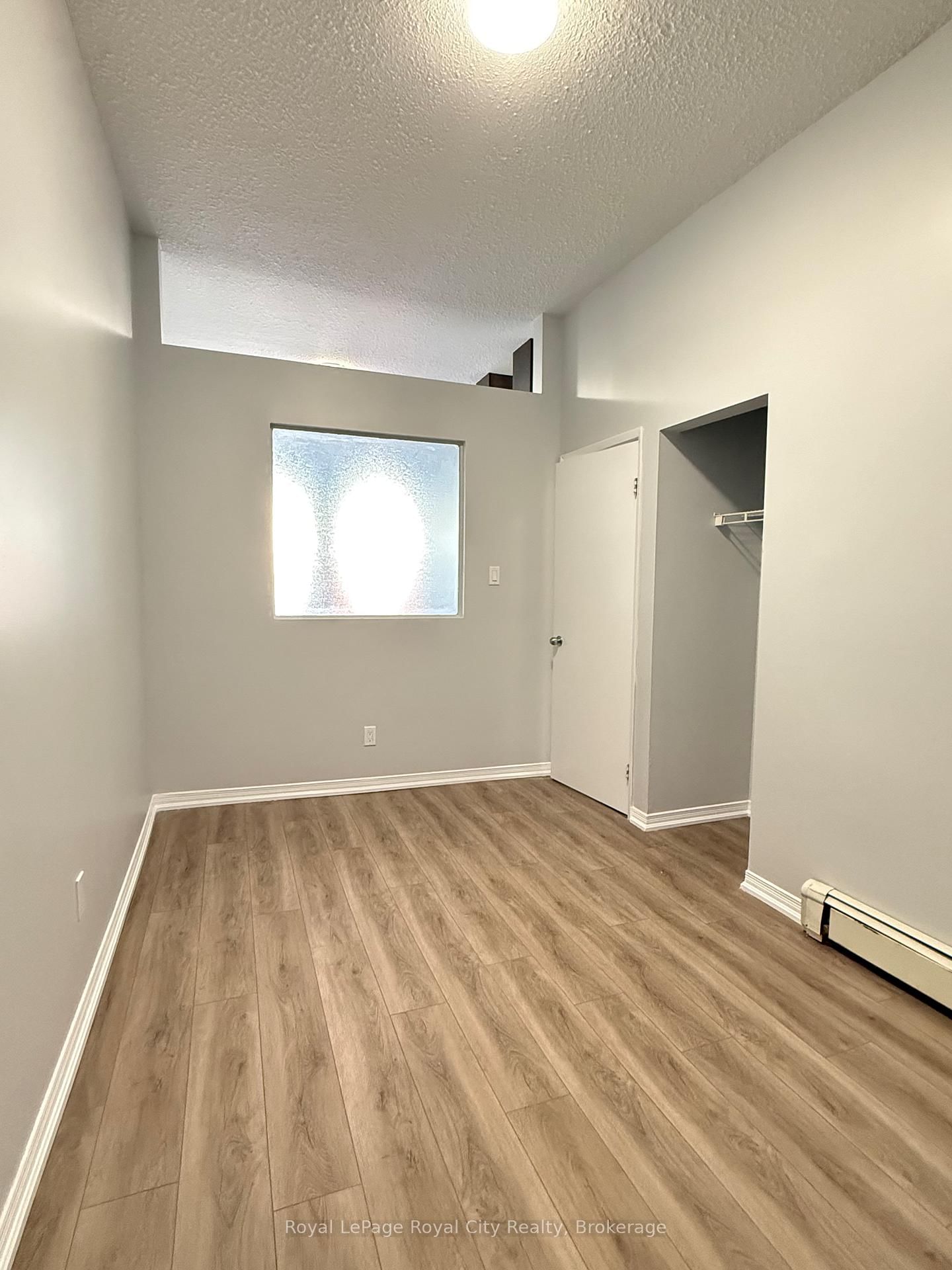 116 Wyndham Street N, Unit 1 - Photo 9