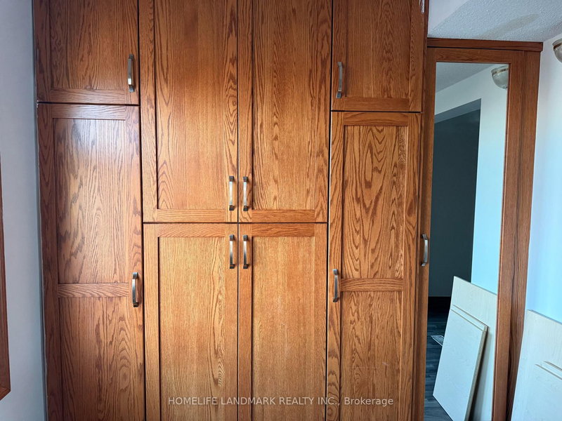 183 main St E, Port Colborne, L3K 1S5 | Image 3