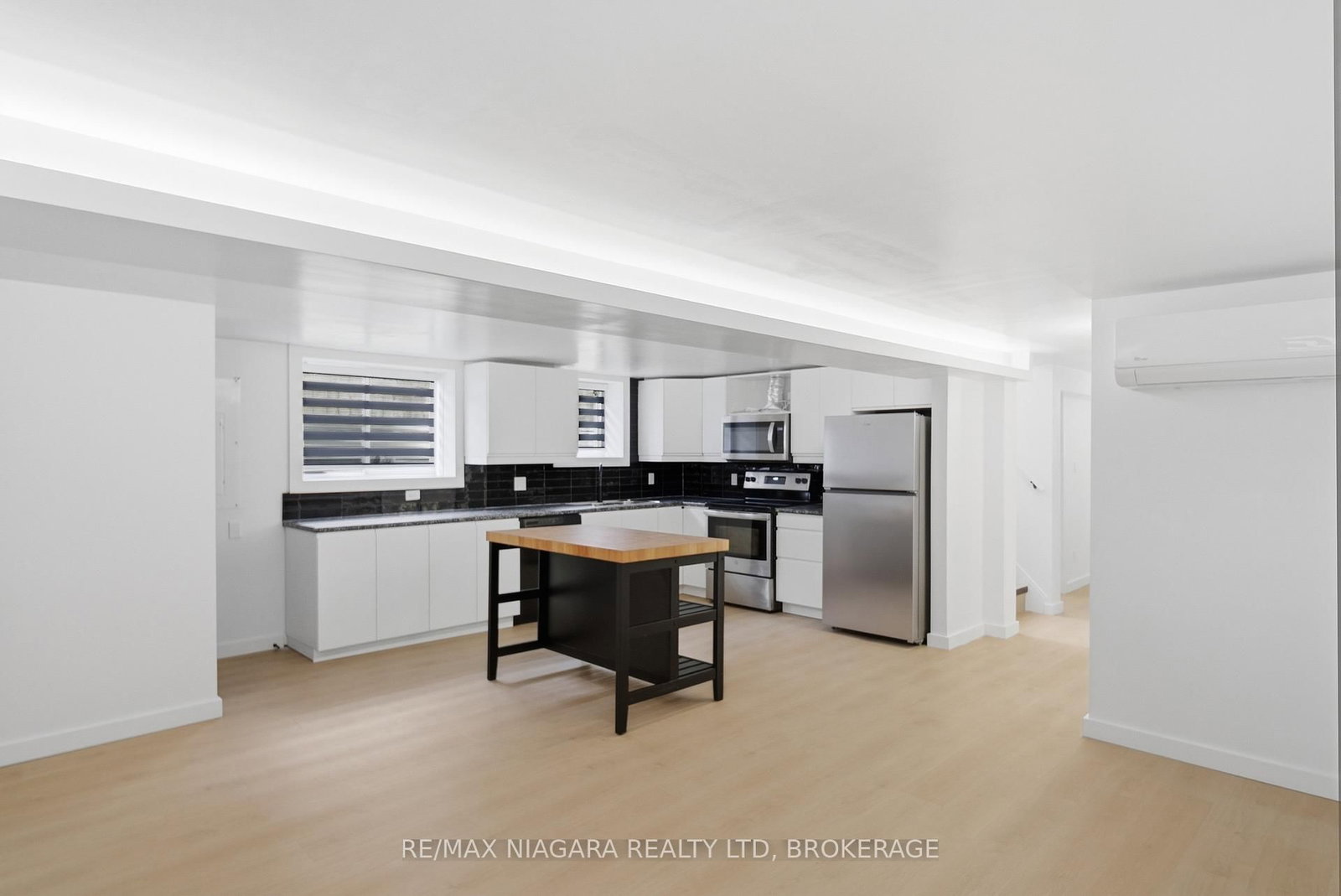 1361 STATION Street, Unit 2 - LOWER - Photo 4