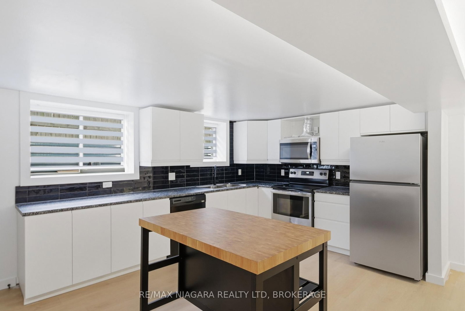 1361 STATION Street, Unit 2 - LOWER - Photo 8