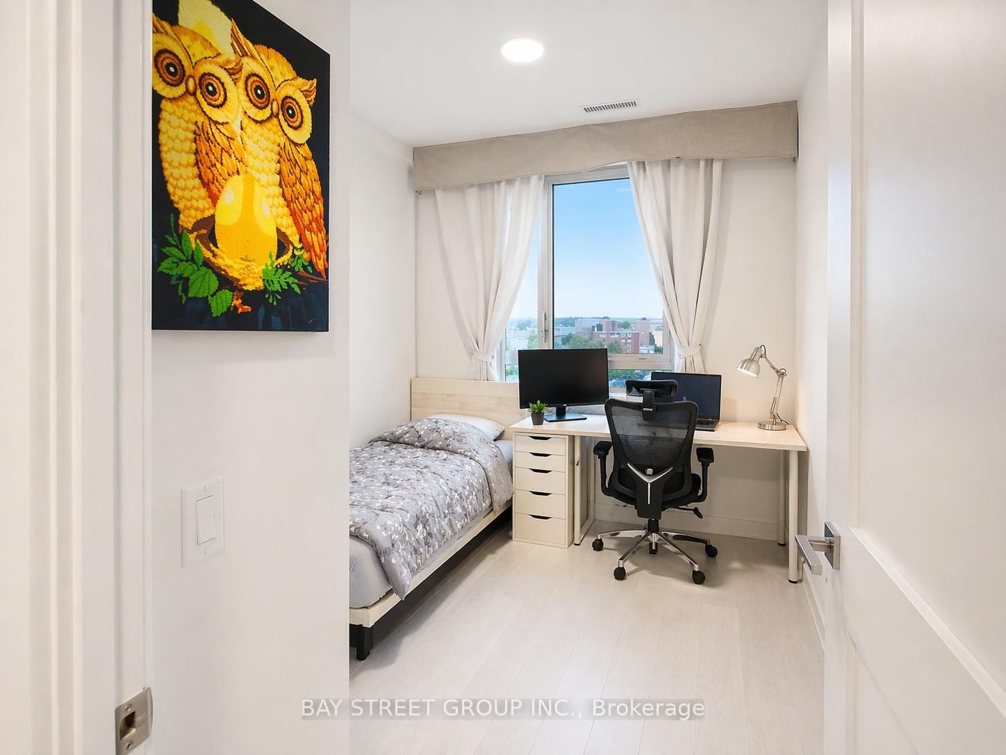 415 Main Street W, Unit 708 - Photo 6