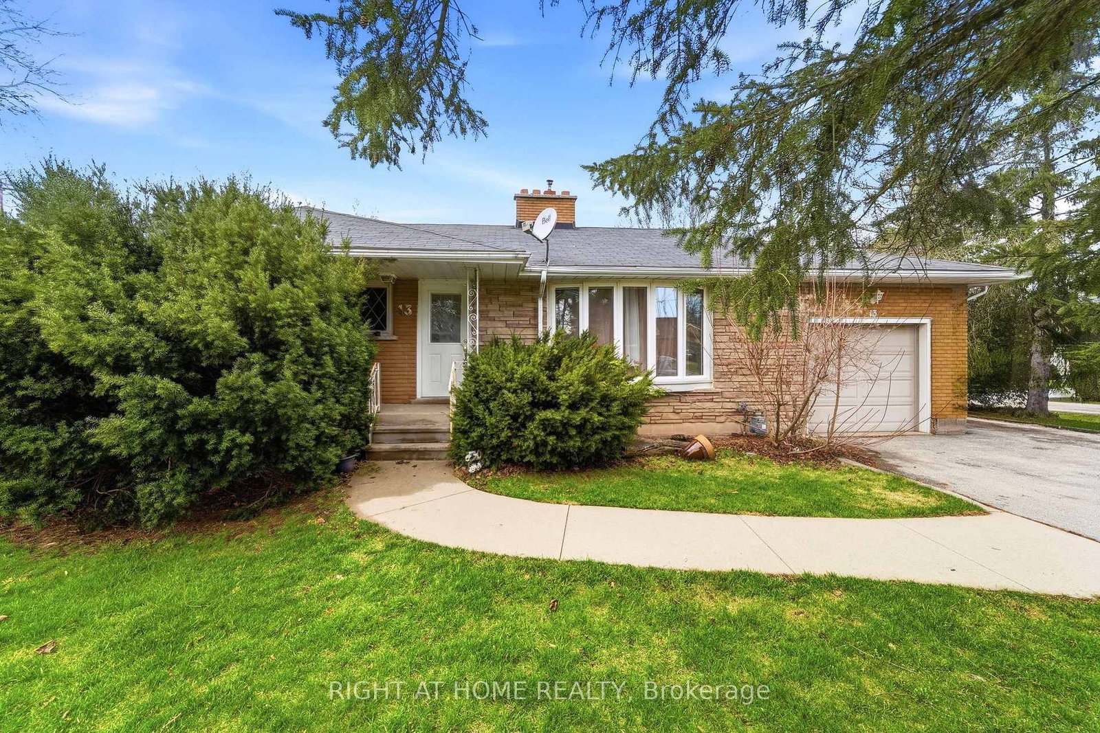 13 Westview Crescent - Photo 3