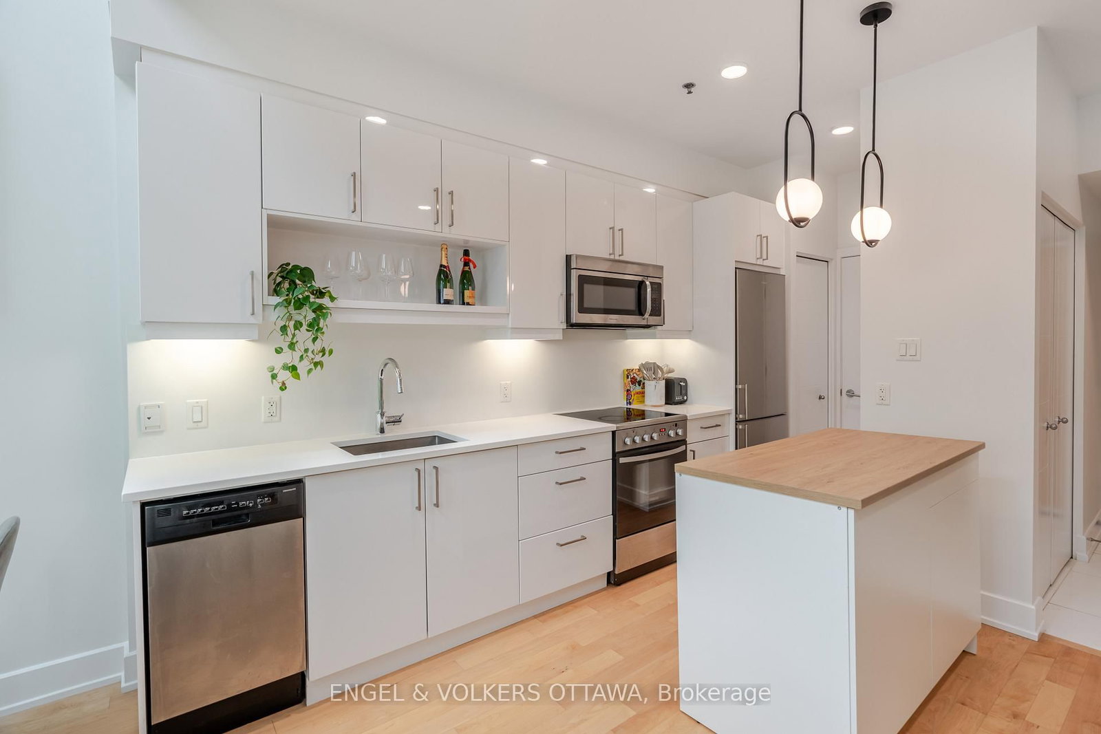 197 Lisgar Street, Unit 202 - Photo 10