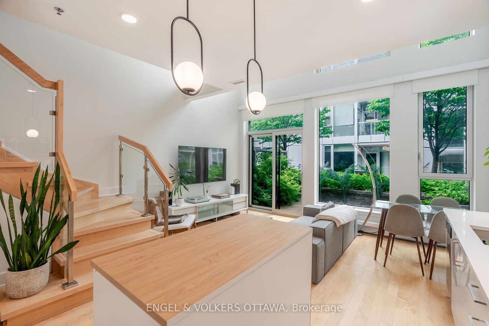 197 Lisgar Street, Unit 202 - Photo 14