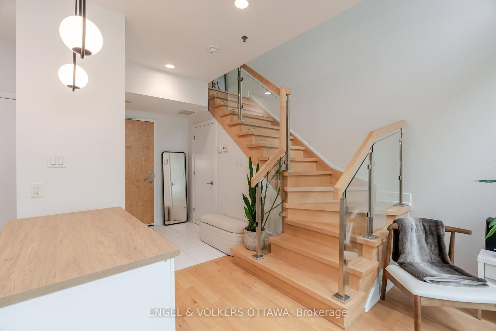 197 Lisgar Street, Unit 202 - Photo 18