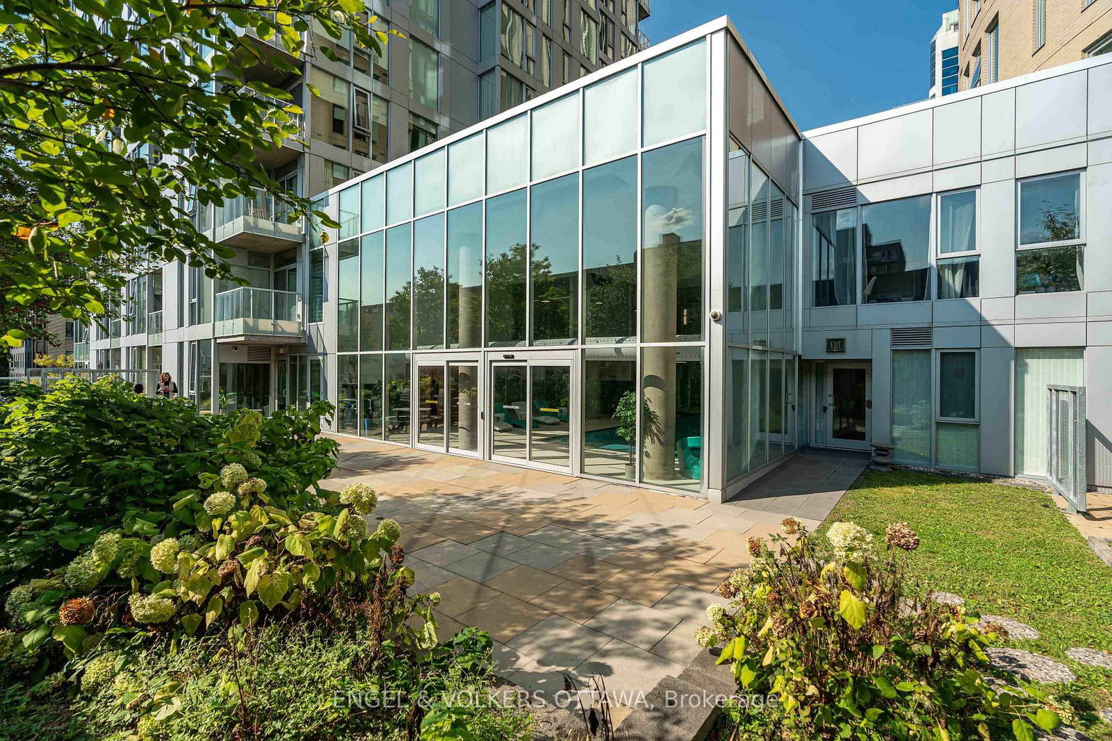 197 Lisgar Street, Unit 202 - Photo 35