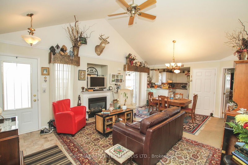 234 Hemlock Cres, Cornwall, K6H 7M2 | Image 3