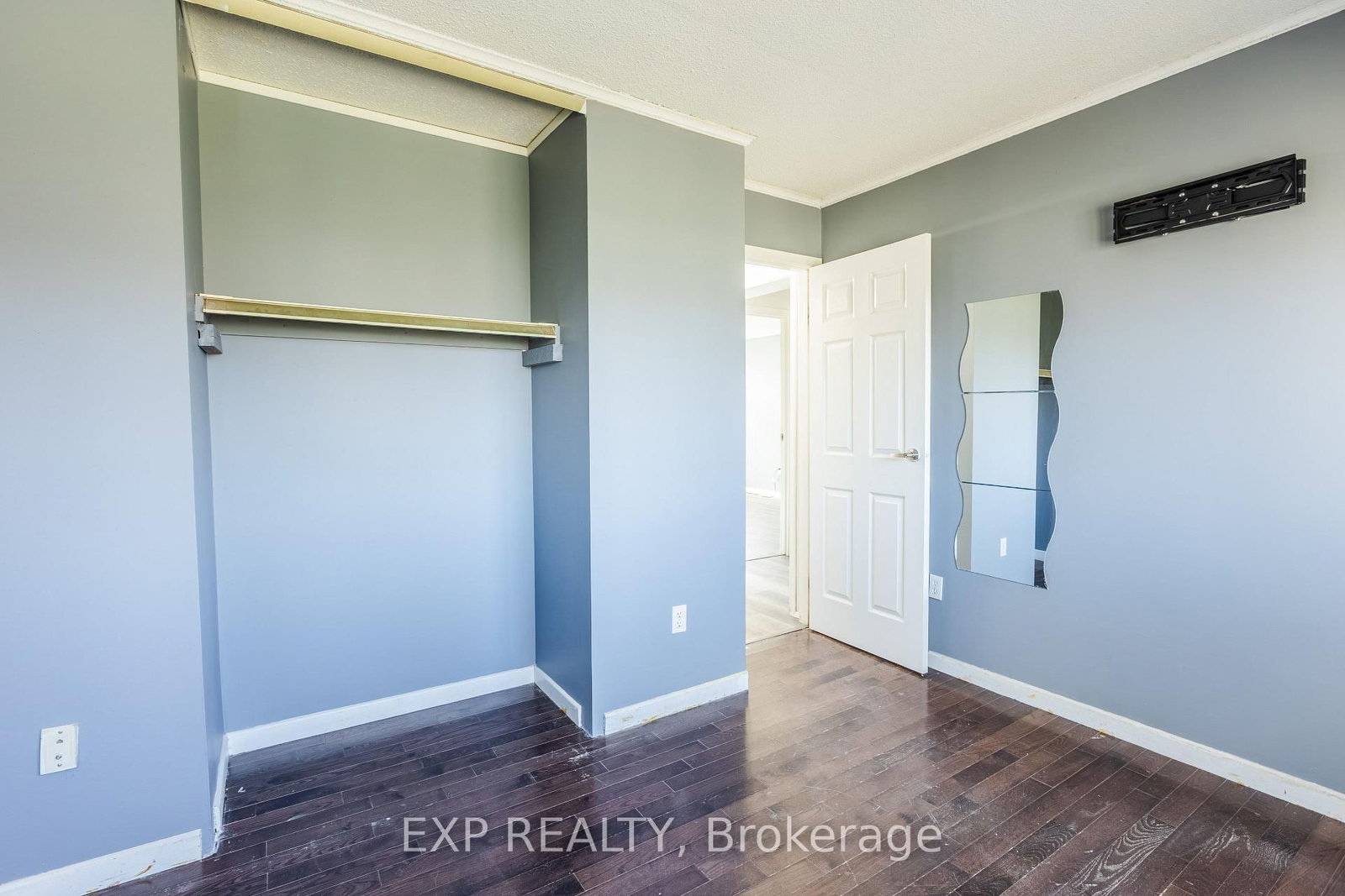 121 University Avenue E, Unit 102 - Photo 13